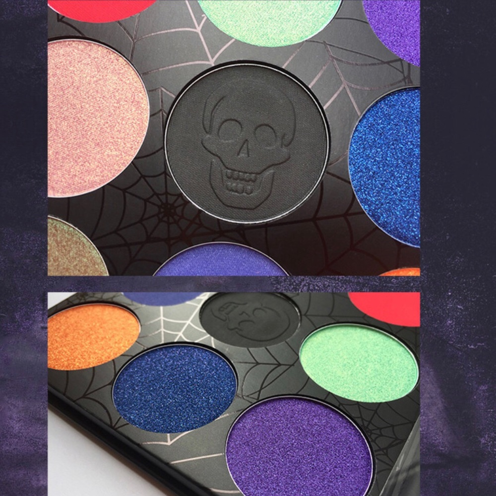 Twilight Eyeshadow and Cosmetic Bag Bundle